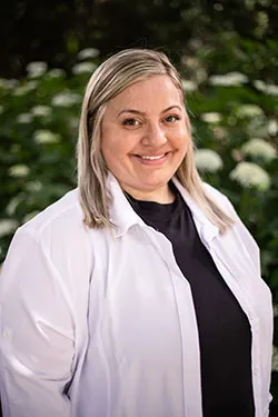 Dr Bethany Taylor